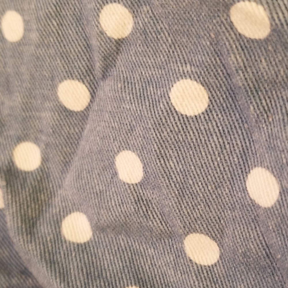 Brandy Melville shorts - Picture 2 of 4